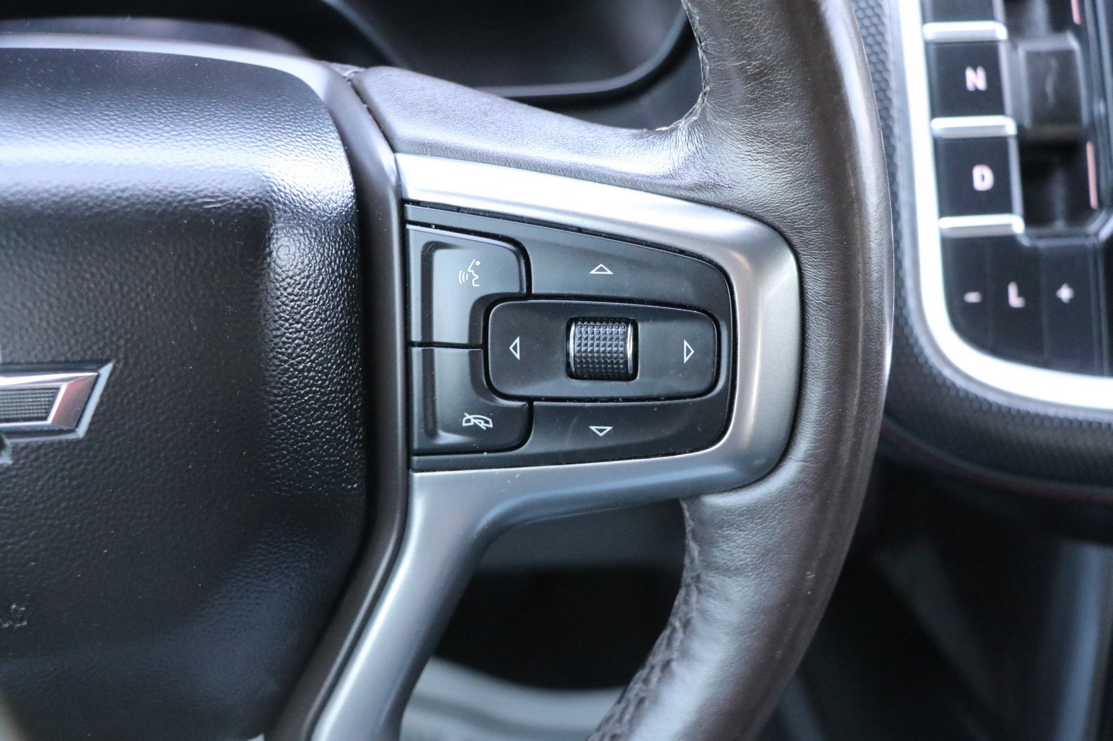 Used 2022 Chevrolet Tahoe RST w/ Sport Performance Package AWD/4WD image 19