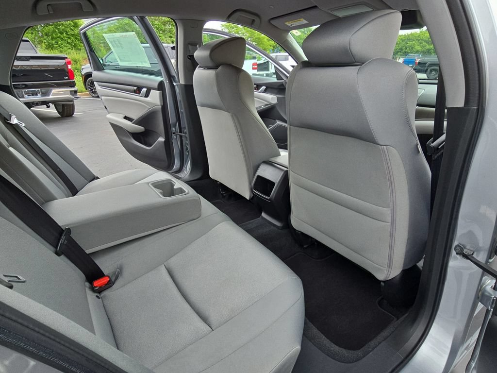 Used 2020 Honda Accord LX image 12
