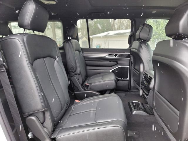 New 2026 Jeep Grand Wagoneer L Limited image 22