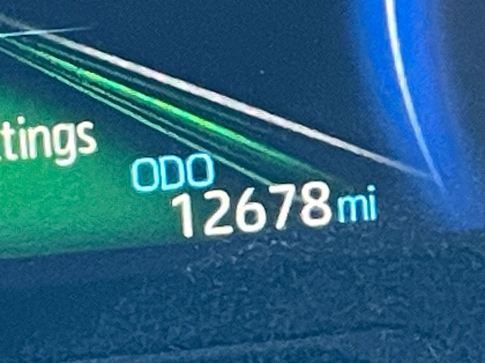 Used 2025 Toyota RAV4 LE image 39