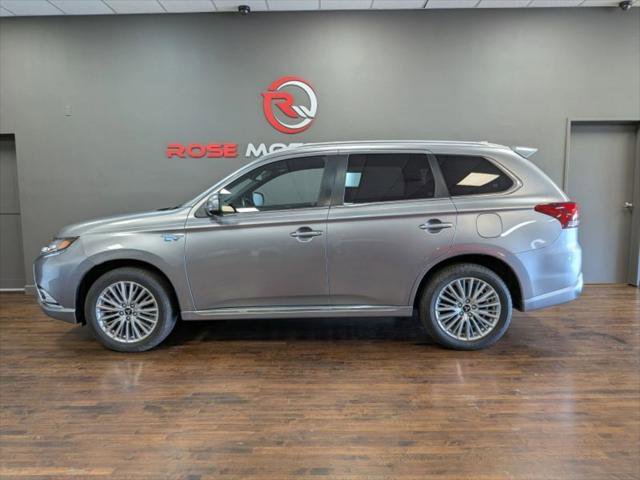 Used 2020 Mitsubishi Outlander SEL image 2