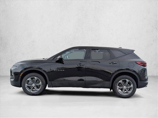 Used 2025 Chevrolet Blazer LT AWD/4WD image 8