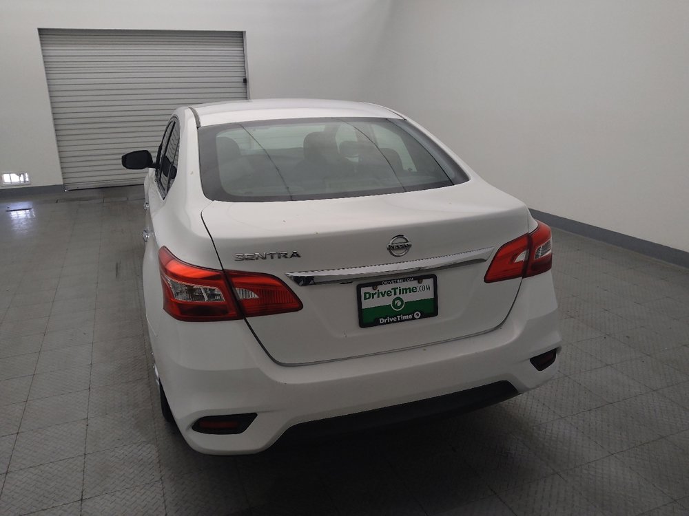 Used 2019 Nissan Sentra S image 6