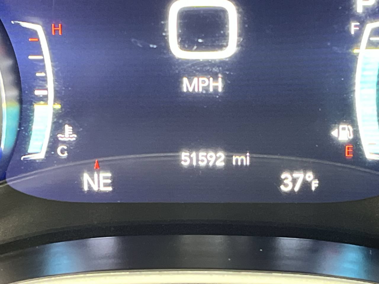Used 2024 Chrysler Pacifica Touring-L FWD image 15
