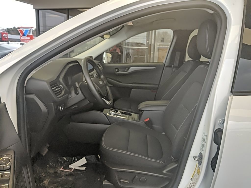 Used 2023 Ford Escape Active image 12