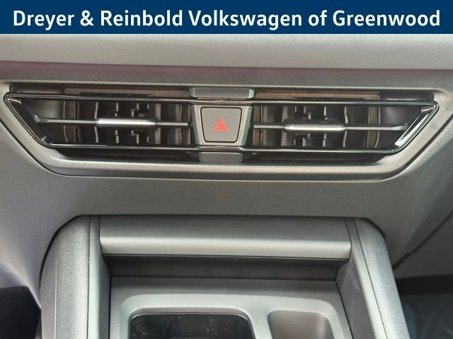 New 2026 Volkswagen Tiguan SE R-Line image 21