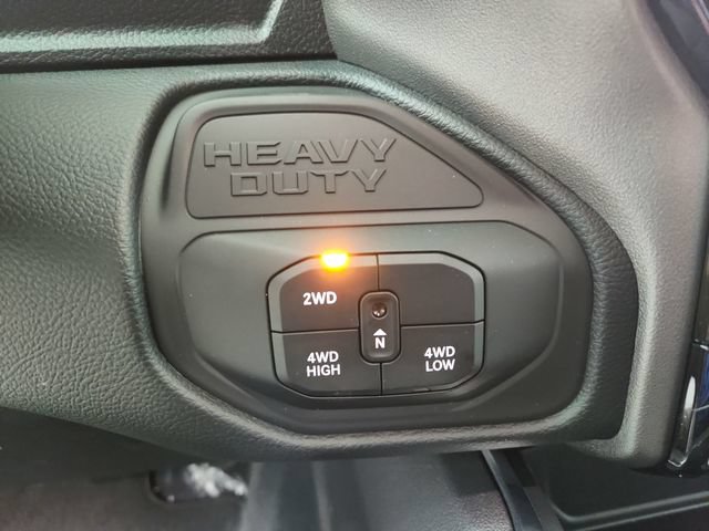 New 2026 RAM 2500 Laramie AWD/4WD image 27