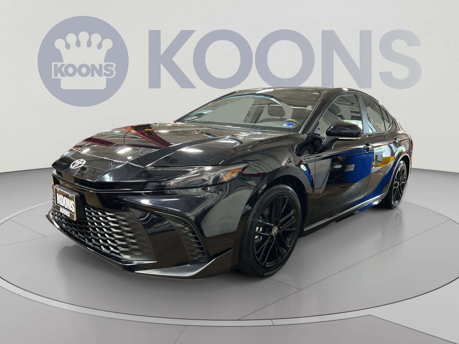 Used 2025 Toyota Camry SE