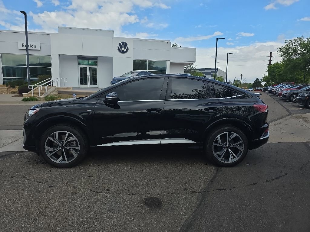 Used 2023 Audi Q4 e-tron Premium Plus w/ Premium Plus AWD/4WD image 2