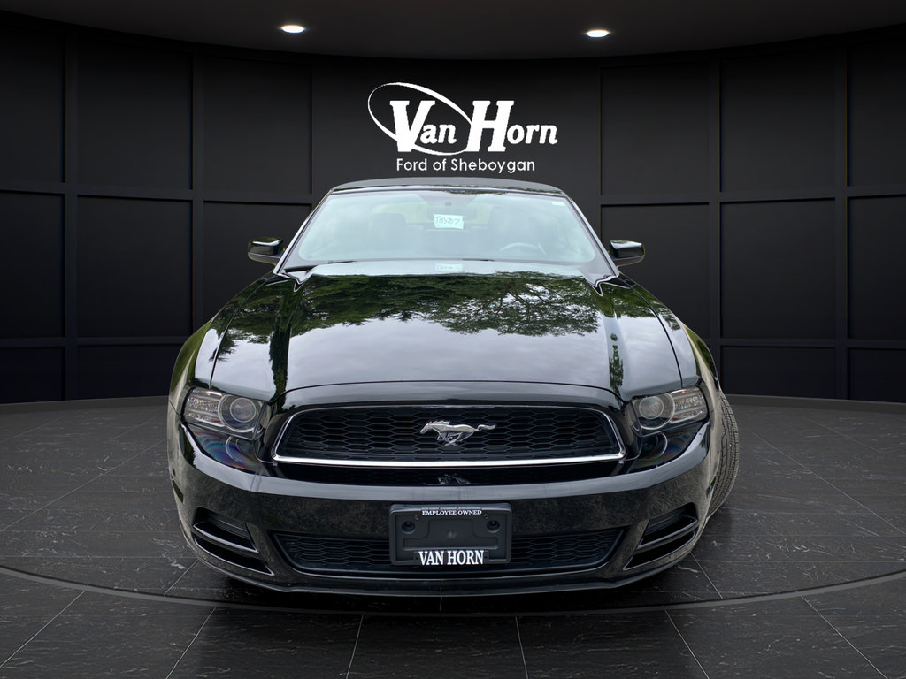 Used 2014 Ford Mustang Premium w/ Comfort Package RWD image 3