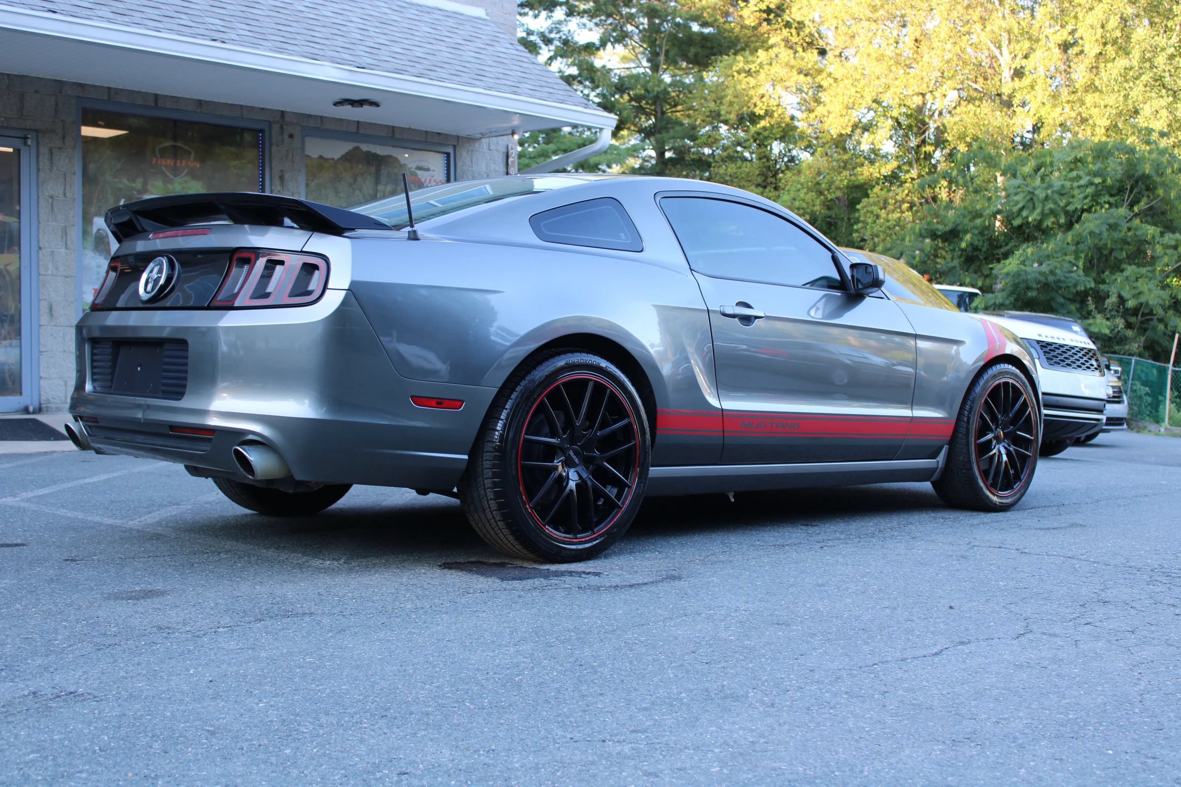 Used 2014 Ford Mustang Coupe RWD image 5
