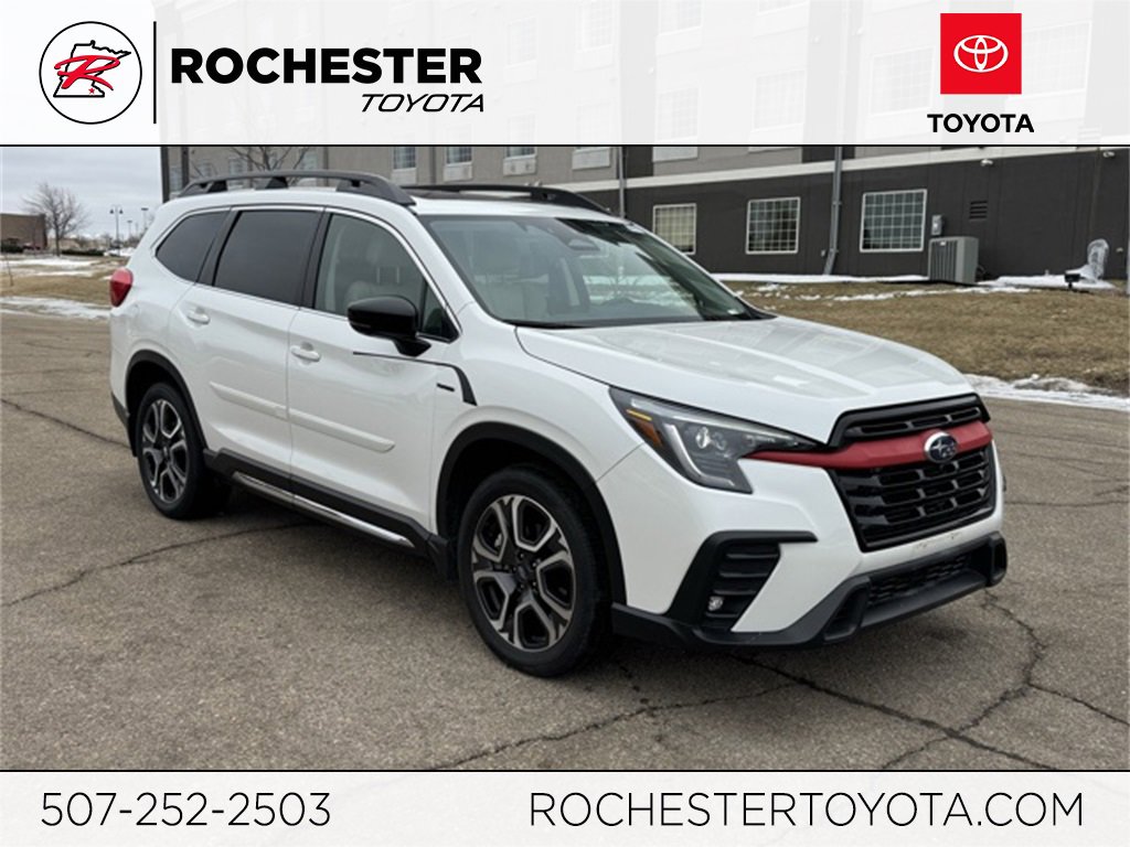 Used 2024 Subaru Ascent Limited w/ Technology Package image 1