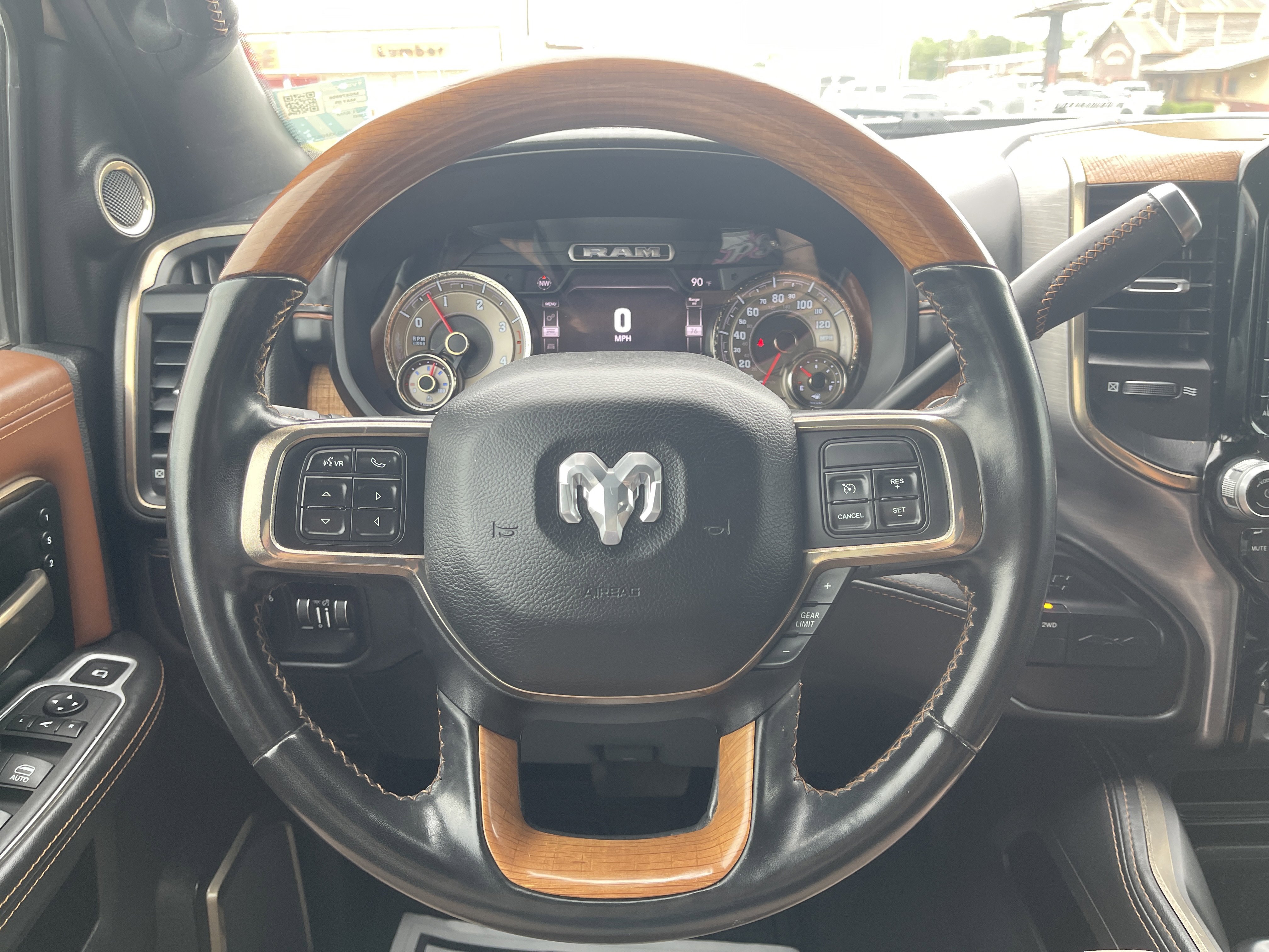 Used 2021 RAM 2500 Limited AWD/4WD image 18