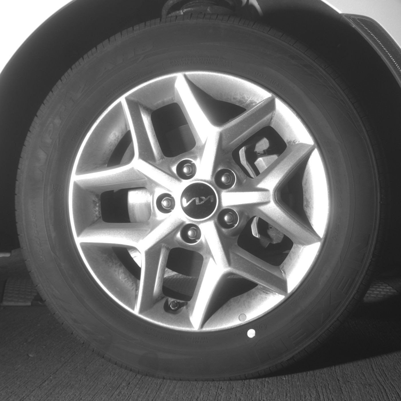 Used 2025 Kia Soul LX w/ LX Technology Package FWD image 16