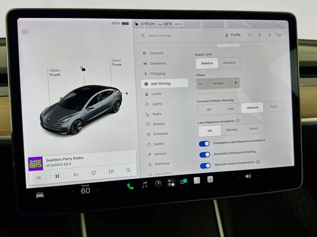 Used 2018 Tesla Model 3 Mid Range RWD image 22