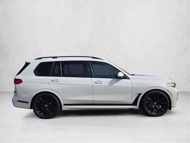 Used 2019 BMW X7 xDrive50i w/ M Sport Package AWD/4WD image 4