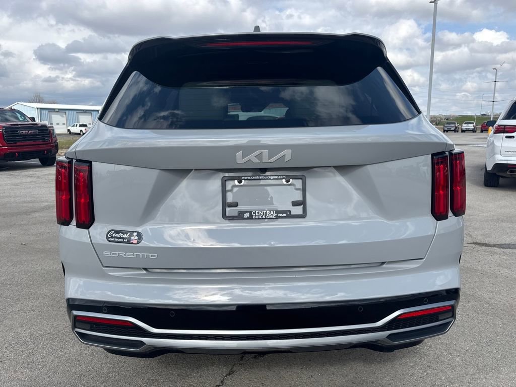 Used 2023 Kia Sorento SX image 5
