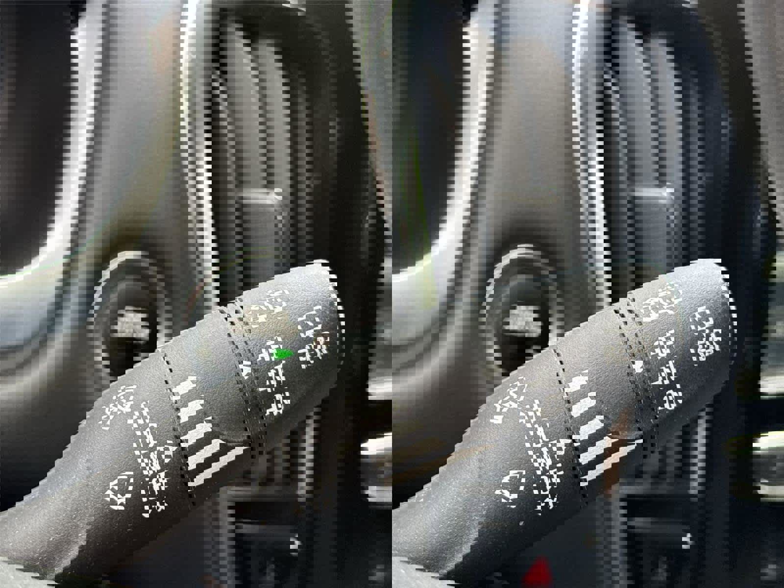 Used 2018 Chevrolet Traverse LS AWD/4WD image 20