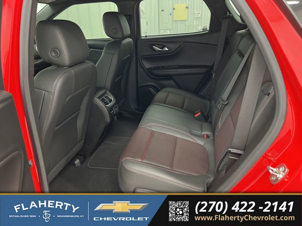 Used 2024 Chevrolet Blazer RS w/ Driver Confidence II Package FWD image 11