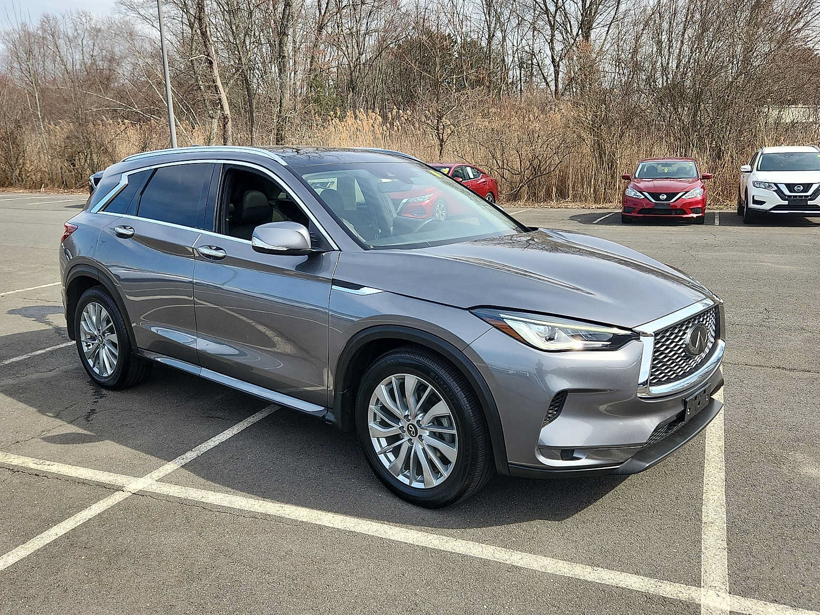 Used 2023 INFINITI QX50 Luxe AWD/4WD image 3