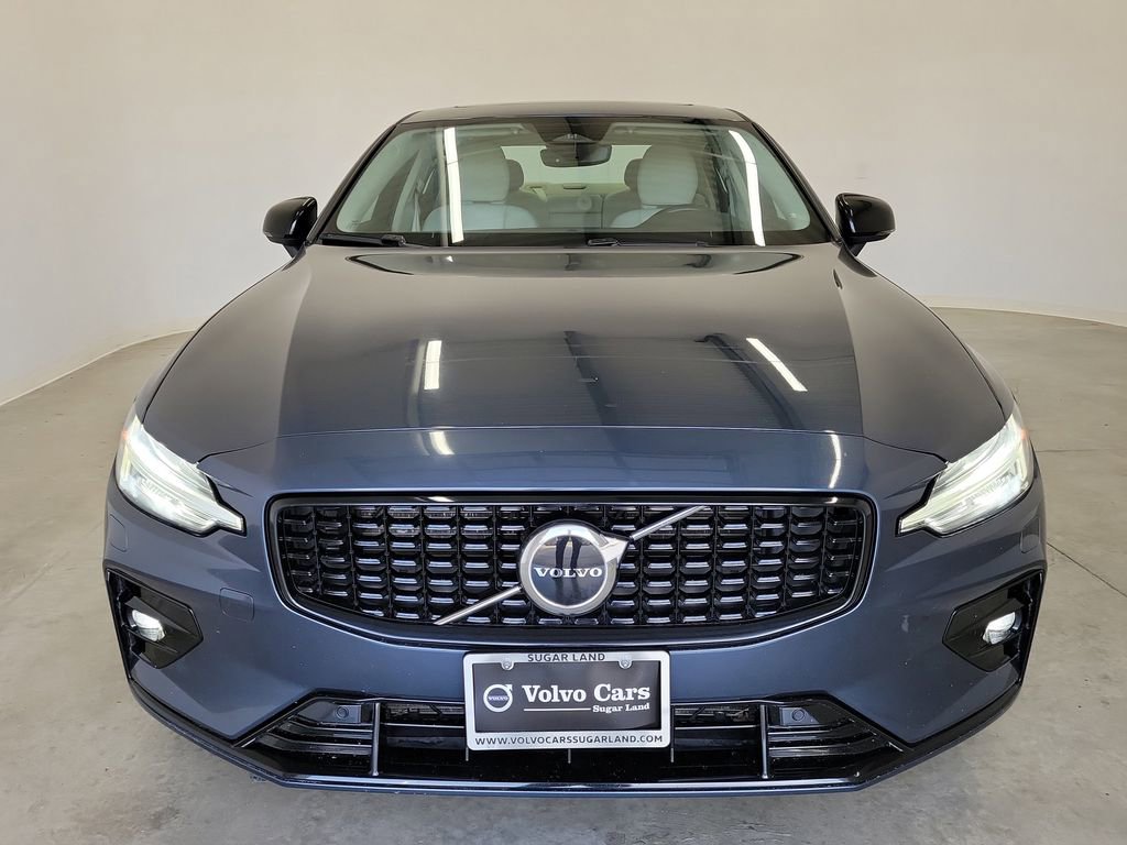 Used 2024 Volvo S60 B5 Core FWD image 2