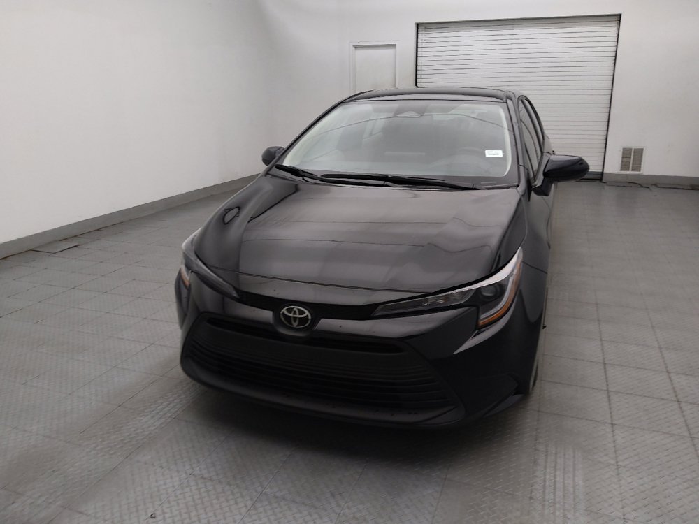 Used 2025 Toyota Corolla LE FWD image 15