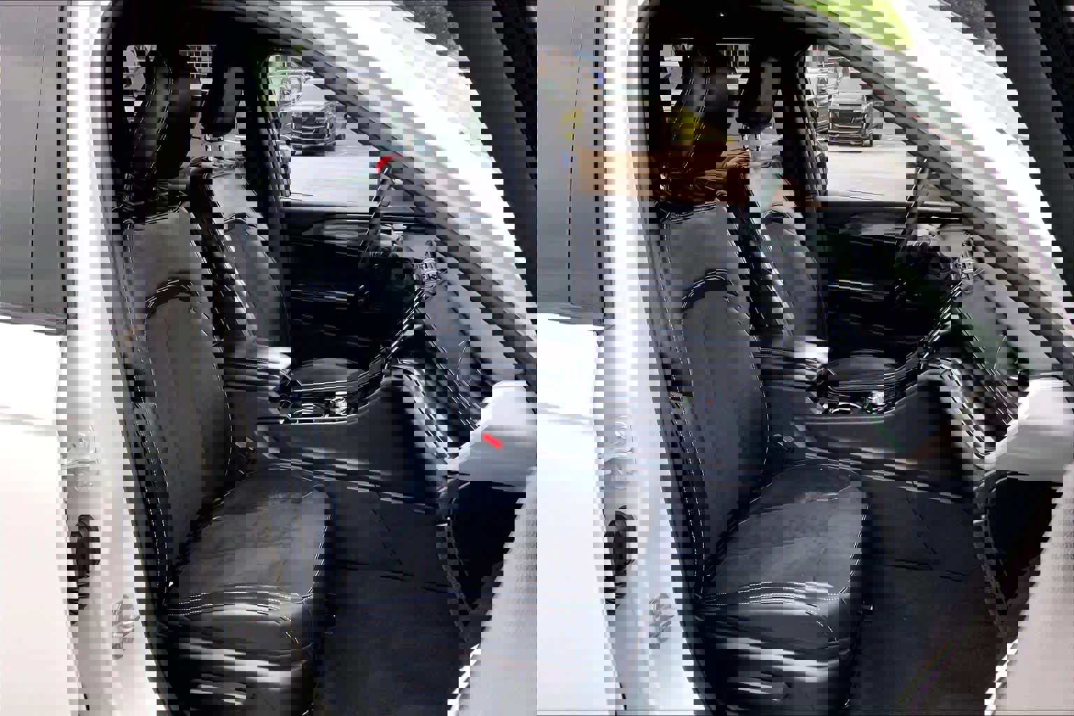 Used 2022 Jeep Grand Cherokee Altitude AWD/4WD image 9