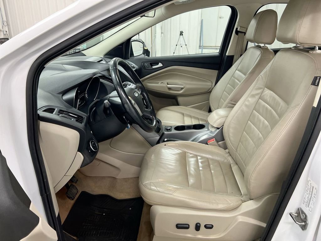 Used 2015 Ford Escape SE w/ Equipment Group 201A image 19