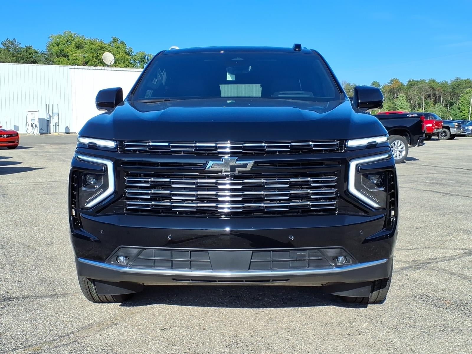 New 2026 Chevrolet Tahoe High Country w/ Sun And Tow Package AWD/4WD image 2