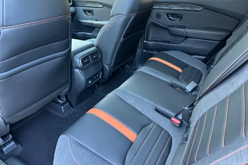 Used 2026 Honda Passport TrailSport image 11