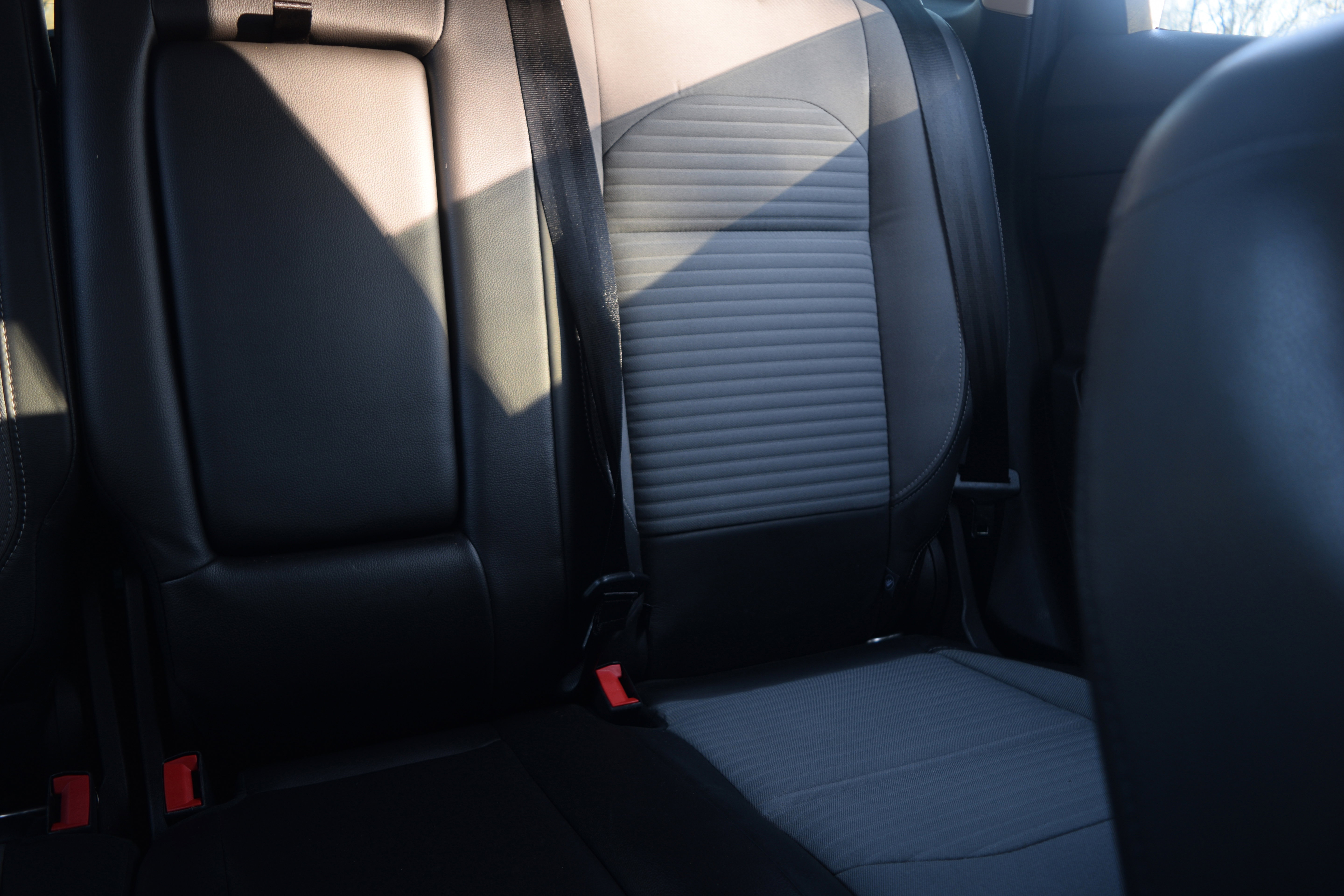 Used 2017 Ford Escape Titanium image 17