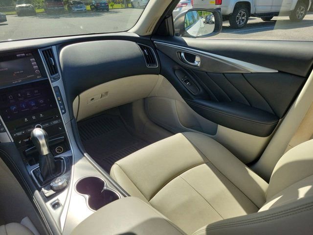 Used 2015 INFINITI Q50 Premium w/ Navigation Package image 23