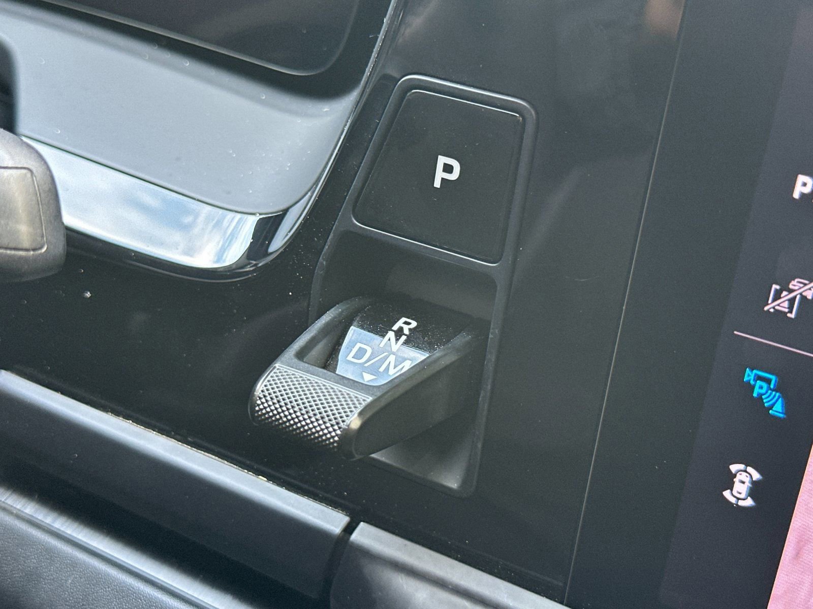 Used 2025 Porsche Panamera GTS image 24