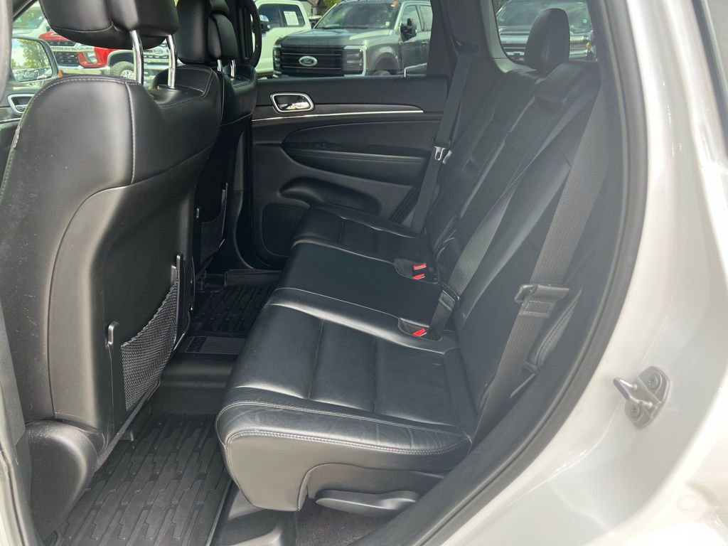 Used 2018 Jeep Grand Cherokee Limited AWD/4WD image 26