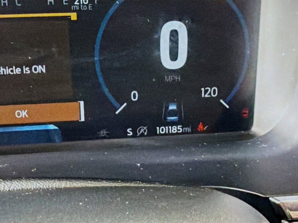 Used 2021 Ford F150 Lariat w/ Equipment Group 502A High image 34