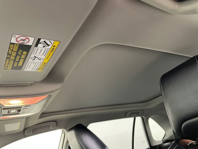 Used 2019 Toyota RAV4 Limited AWD/4WD image 15