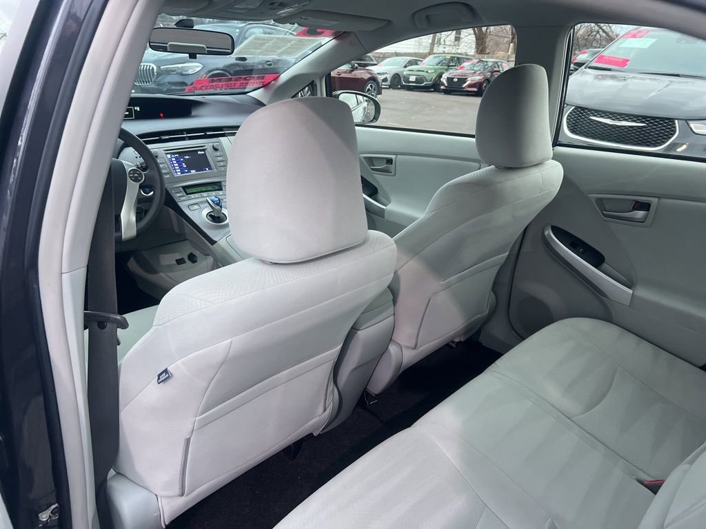 Used 2013 Toyota Prius Two image 9