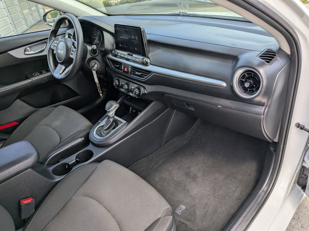 Certified 2024 Kia Forte LXS FWD image 12
