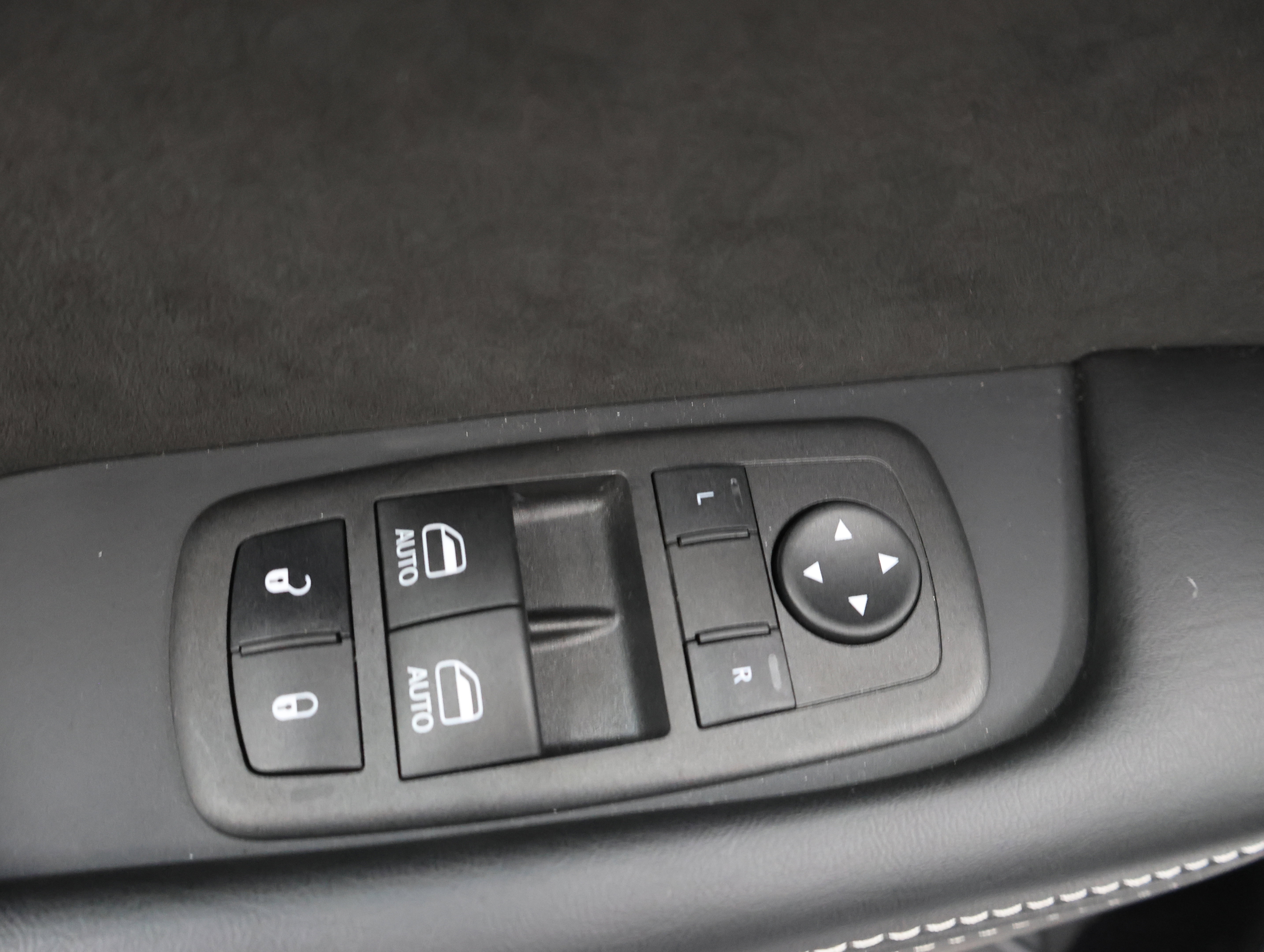 Used 2023 Dodge Challenger SRT Hellcat image 37