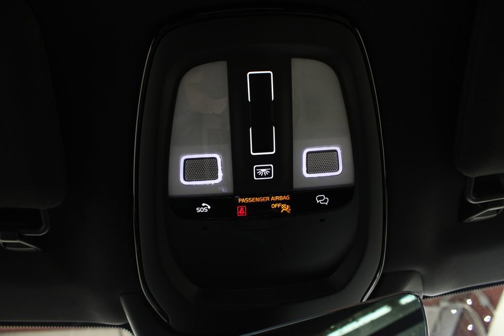 New 2026 Volvo XC90 B6 Plus w/ Protection Package image 29