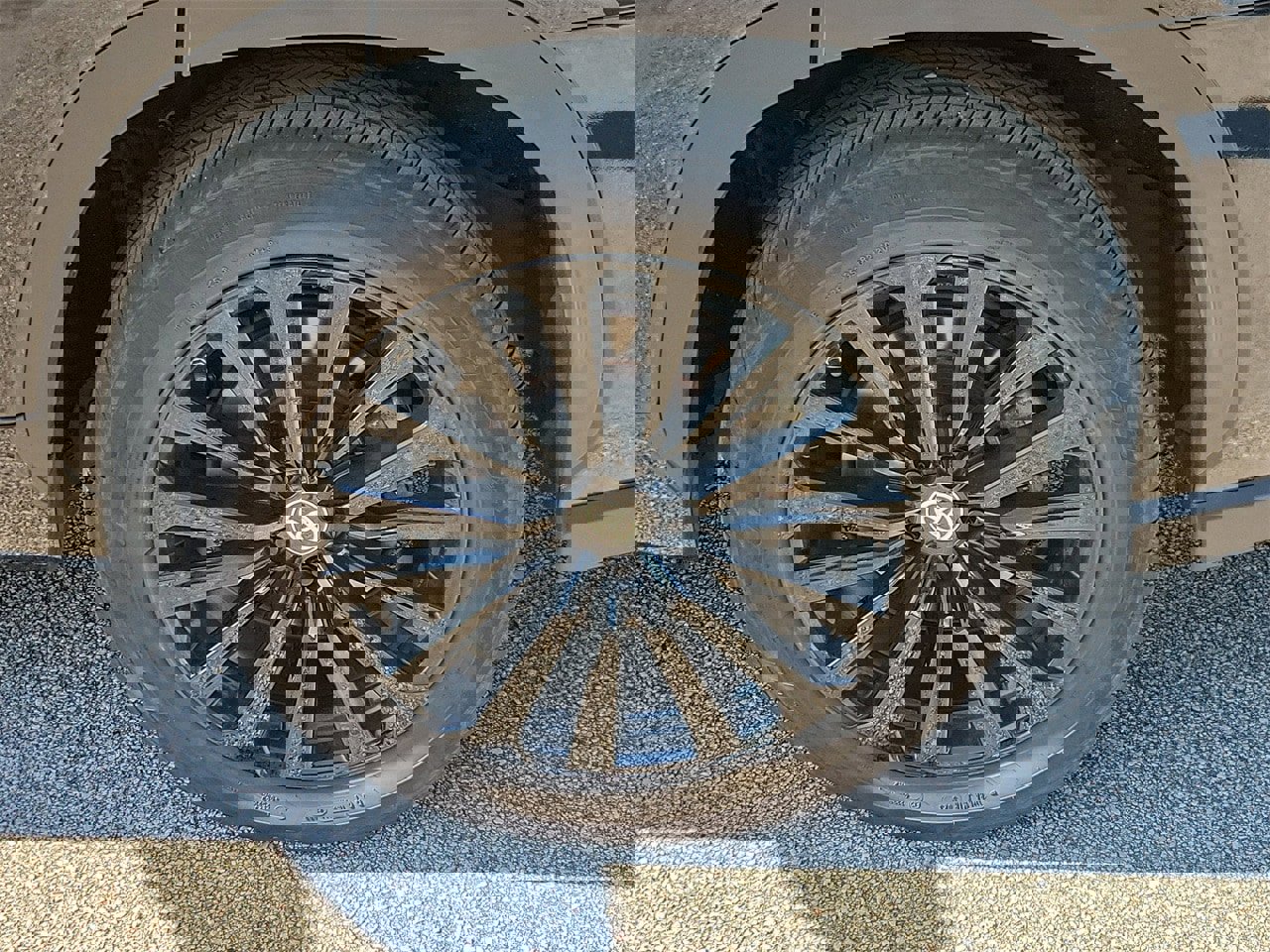 Used 2024 Toyota Highlander XSE image 5