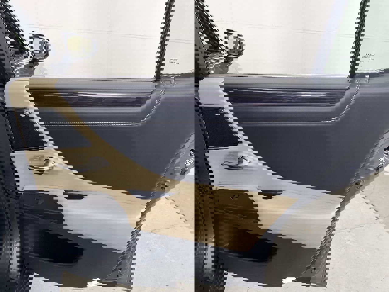 Used 2019 Lexus ES 350 w/ Premium Package image 22