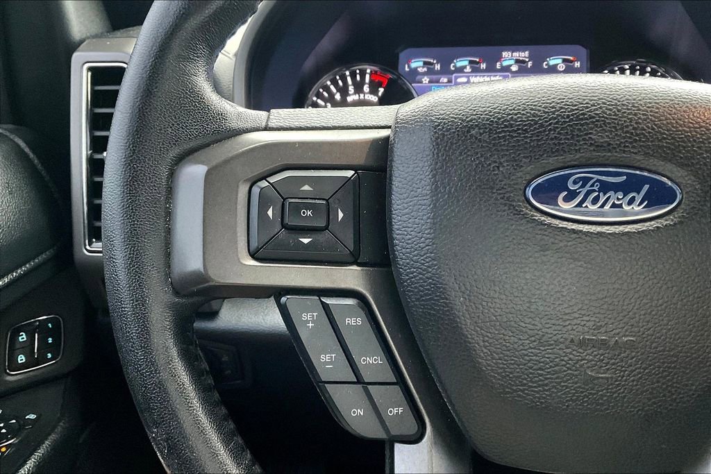 Used 2020 Ford Expedition XLT w/ Equipment Group 202A AWD/4WD image 20