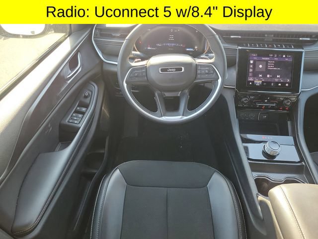 Used 2024 Jeep Grand Cherokee Altitude AWD/4WD image 9