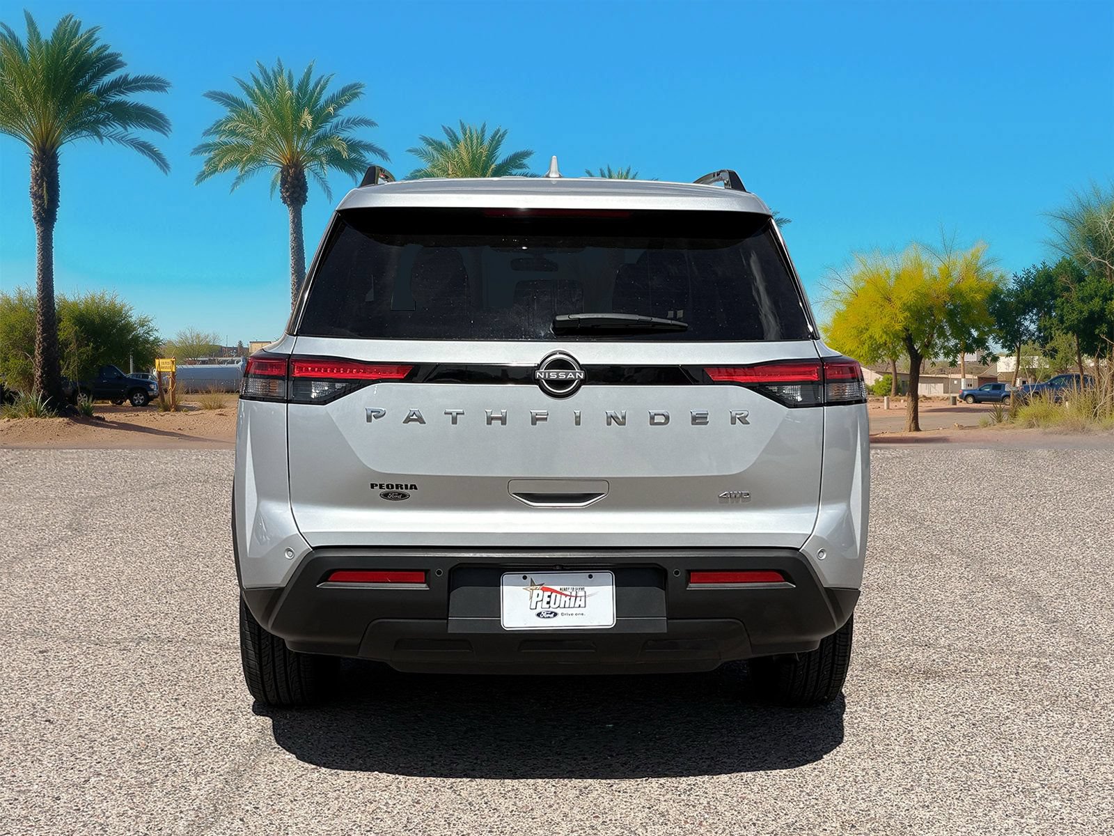 Used 2025 Nissan Pathfinder SV AWD/4WD image 4