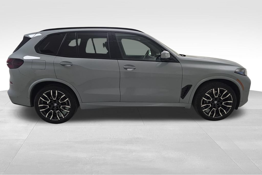Certified 2026 BMW X5 xDrive40i AWD/4WD image 10
