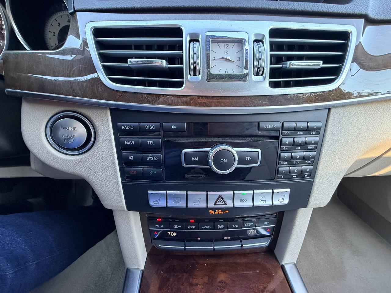 Used 2014 Mercedes-Benz E 350 4MATIC Sedan w/ Premium 1 Package image 22