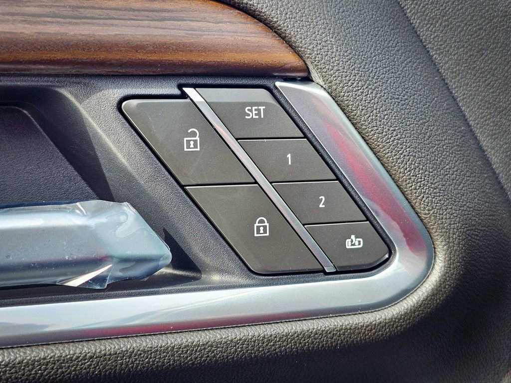 New 2026 GMC Sierra 2500 SLT w/ Max Trailering Package image 13