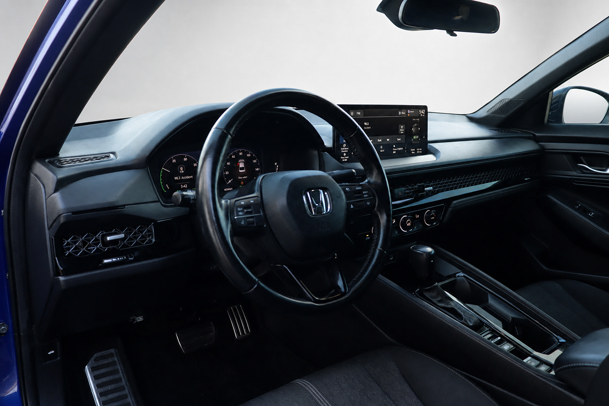 Used 2023 Honda Accord Sport image 25