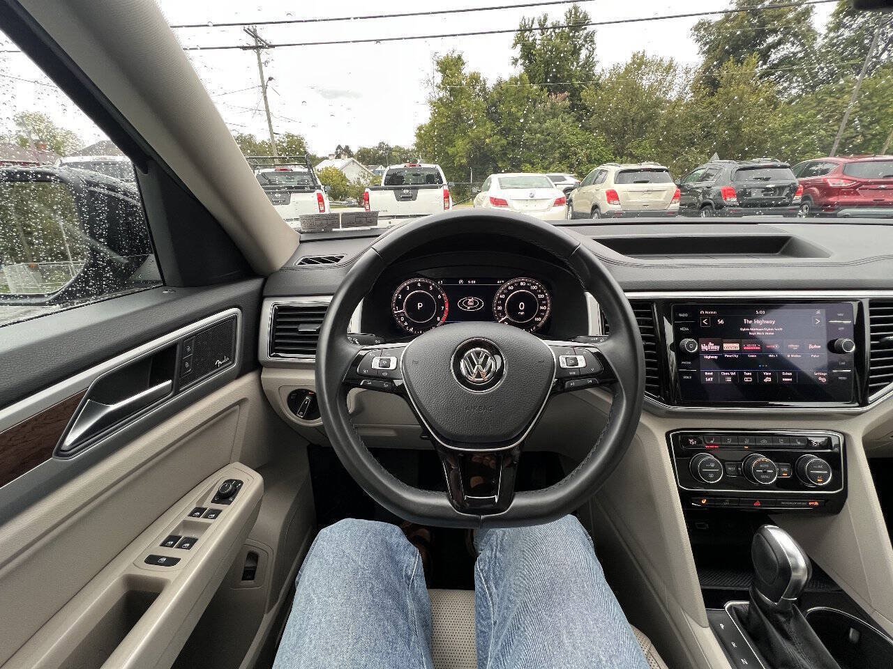 Used 2019 Volkswagen Atlas SEL Premium AWD/4WD image 26